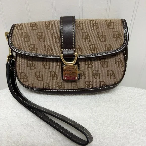 Dooney & Bourke Signature Brown Wristlet - Picture 1 of 6